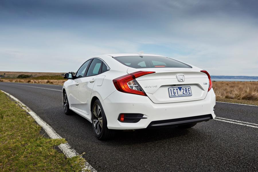  Honda Civic Sedan 2016 года  (AU) (фото 6 из 30)